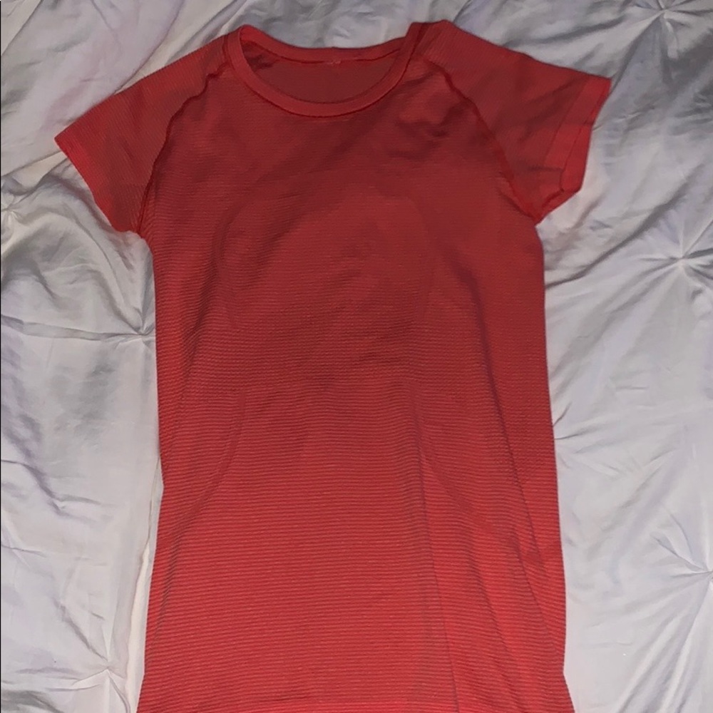 Swiftly run lululemon short sleeve shirt